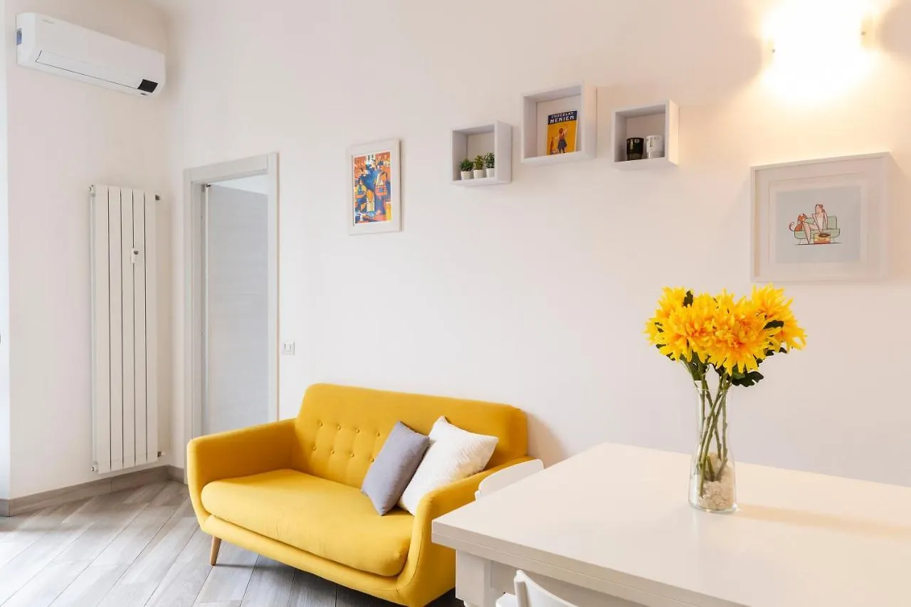 Mezzofanti - Tre Ponti Daire Milano 0*,